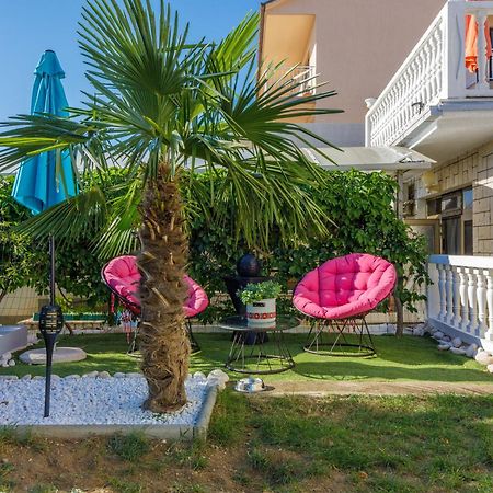 Apartments Budzyn نوفي فينودولسكي المظهر الخارجي الصورة