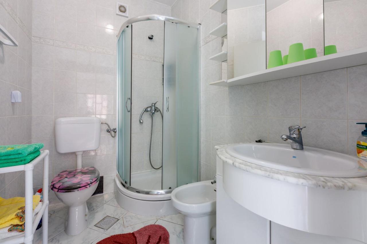 Apartments Budzyn نوفي فينودولسكي المظهر الخارجي الصورة