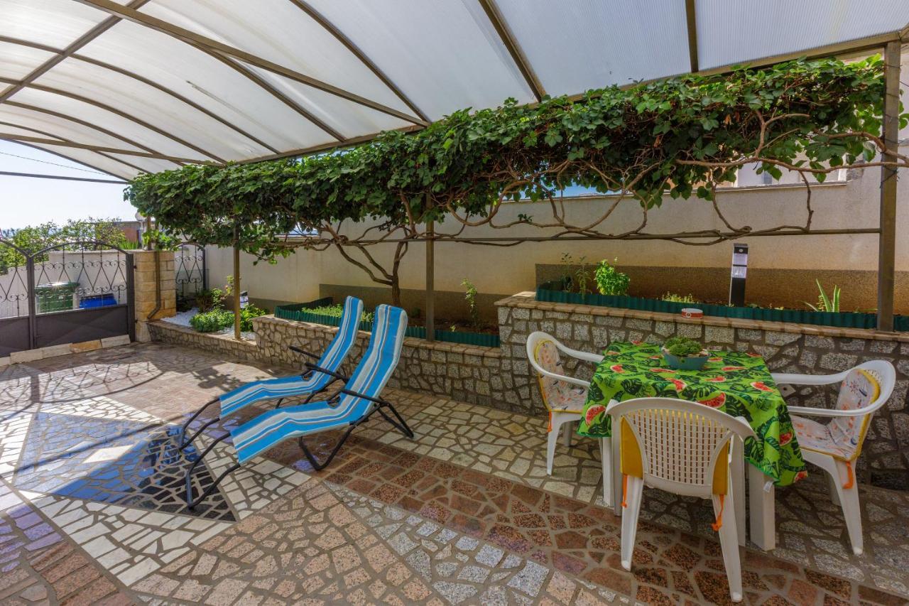Apartments Budzyn نوفي فينودولسكي المظهر الخارجي الصورة