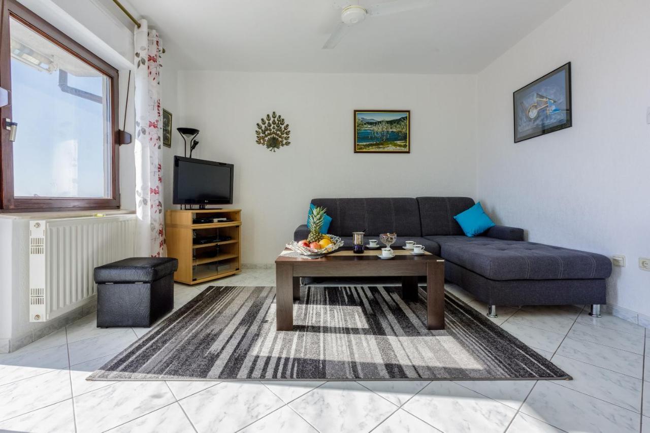 Apartments Budzyn نوفي فينودولسكي المظهر الخارجي الصورة