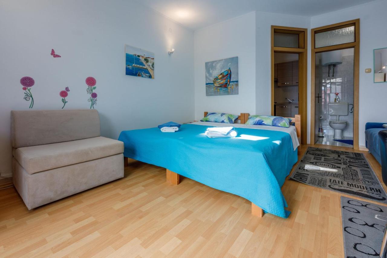 Apartments Budzyn نوفي فينودولسكي المظهر الخارجي الصورة